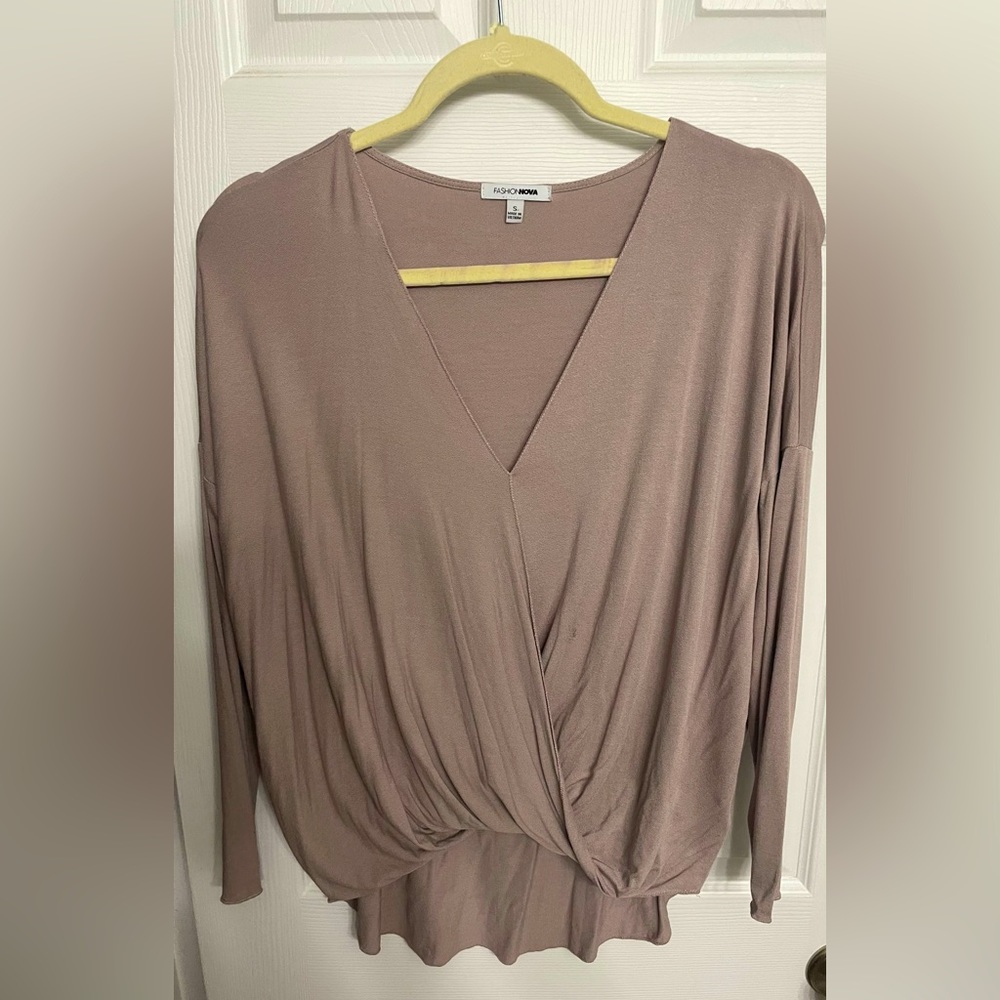 ✨ Fashion Nova Long Sleeve Blouse